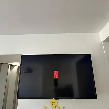 L'escale A Deux Pas De La Gare & Netflix, Daire