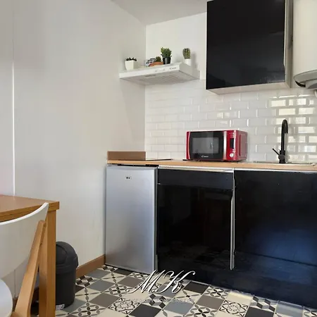 L'escale A Deux Pas De La Gare & Netflix, * ナンシー